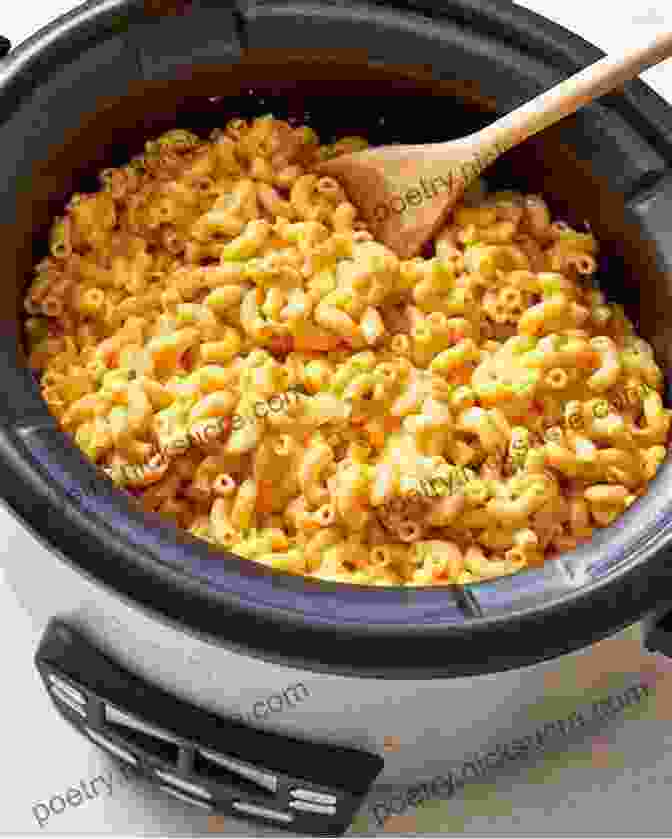 Slow Cooker Mac And Cheese With A Crispy Topping Fix It And Forget It Cooking For Two: 150 Small Batch Slow Cooker Recipes